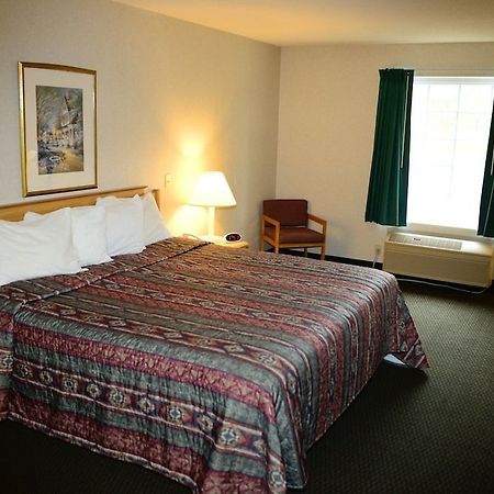 Ameriway Inn And Suites Bad Axe Екстериор снимка